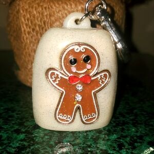 Bath and Body Works gingerbread man pocketbac holder